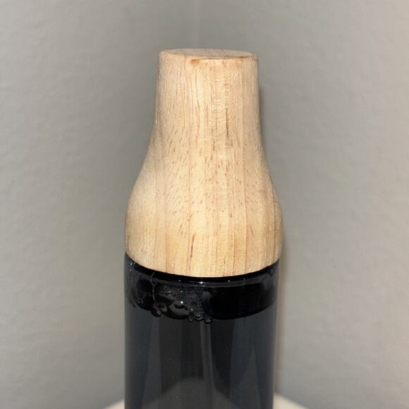 Sand + Fog Coastal Cashmere Room Spray Fabric Linen 100ml Blue Glass Bottle NEW - Picture 5 of 5